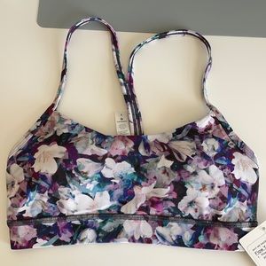 Lululemon Flow Y Bra - NWT
